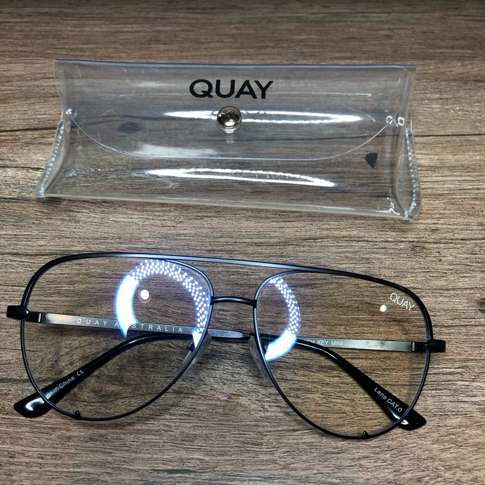 *BRAND NEW* Quay x Desi Blue Light Glasses